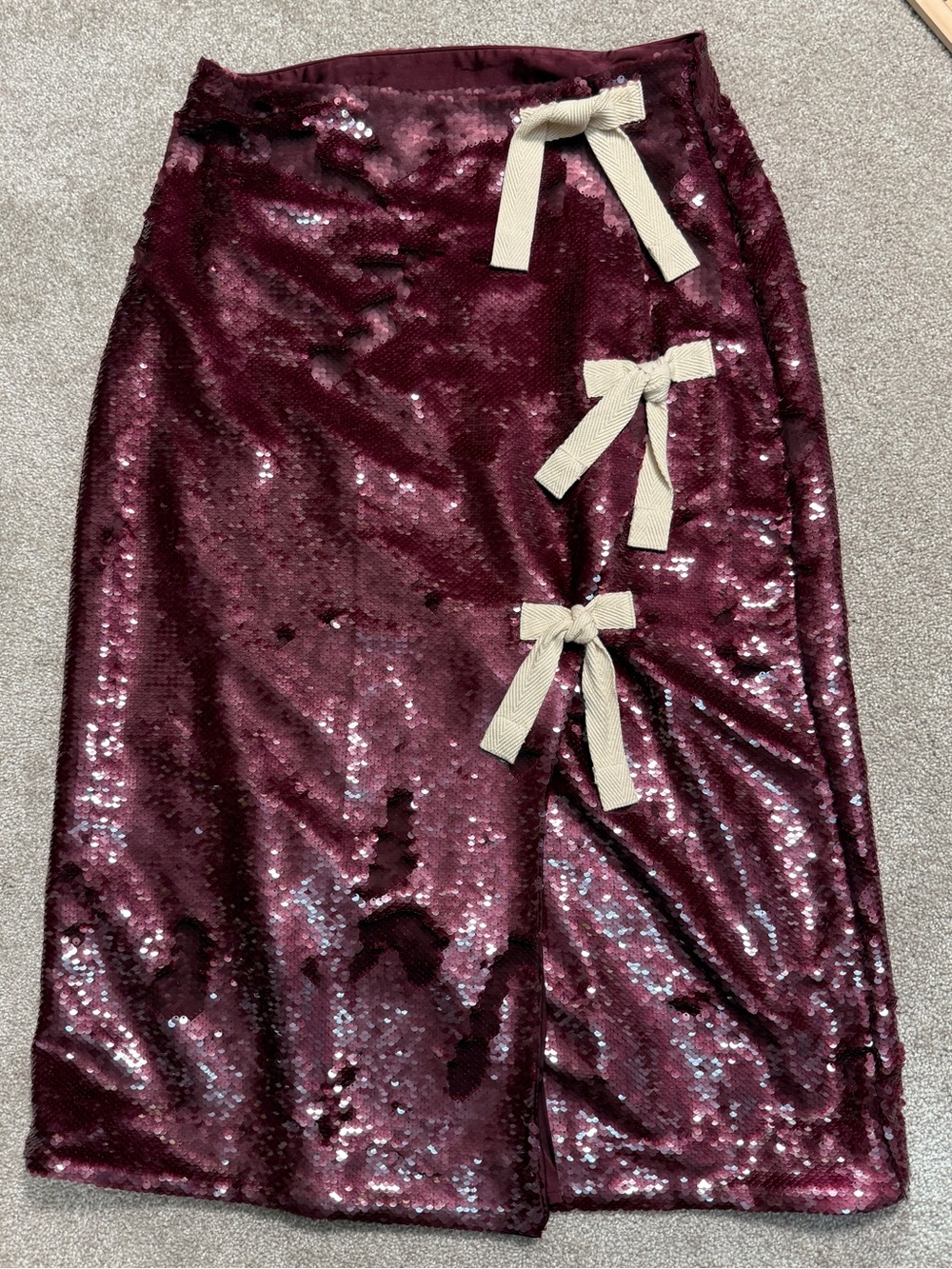 Ganni Burgundy Sequin Midi Skirt with Cream Bow Details | size 38 or US 6 | EUC - Picture 5 of 16